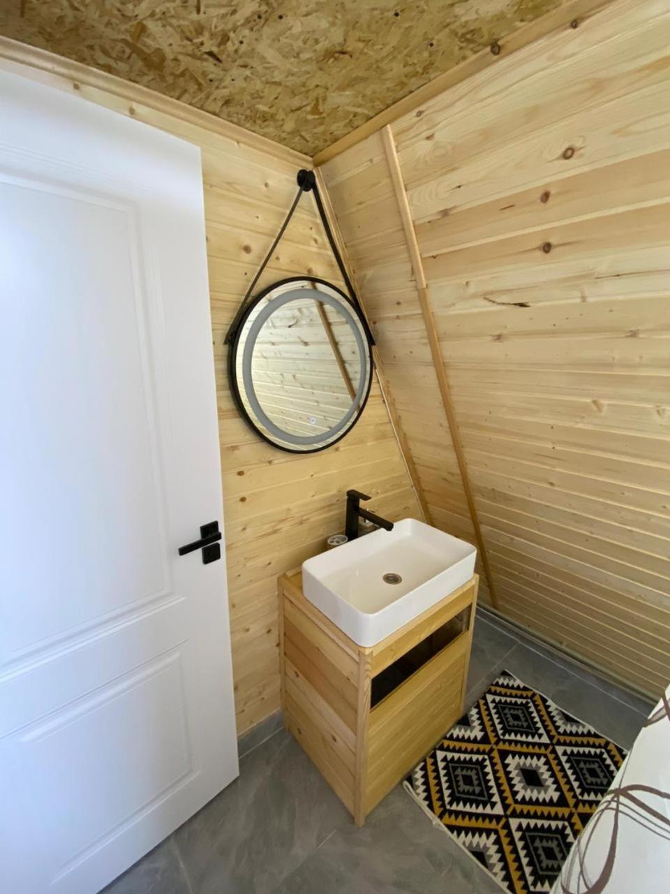 Saty A-Frame House Aizhan מראה חיצוני תמונה